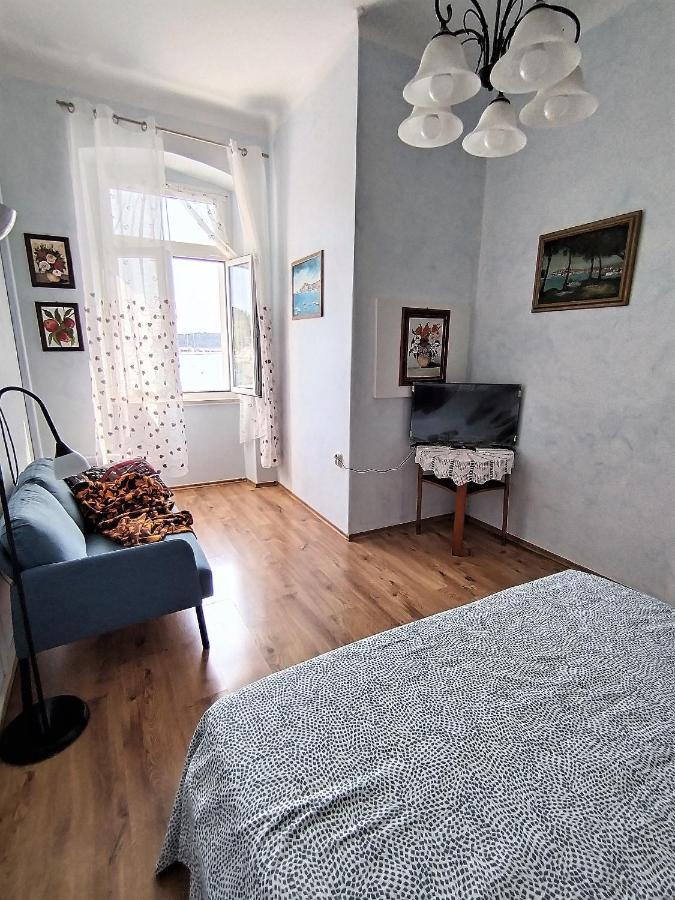 Studio Apartments Dalla Nonna Rovinj Exterior photo